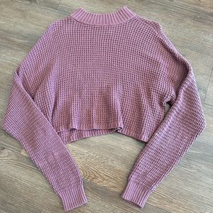 Hollister cropped sweater size medium